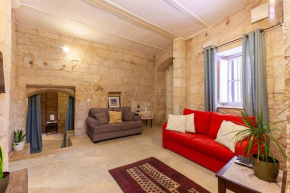 BRG34 - Historical Vittoriosa Townhouse